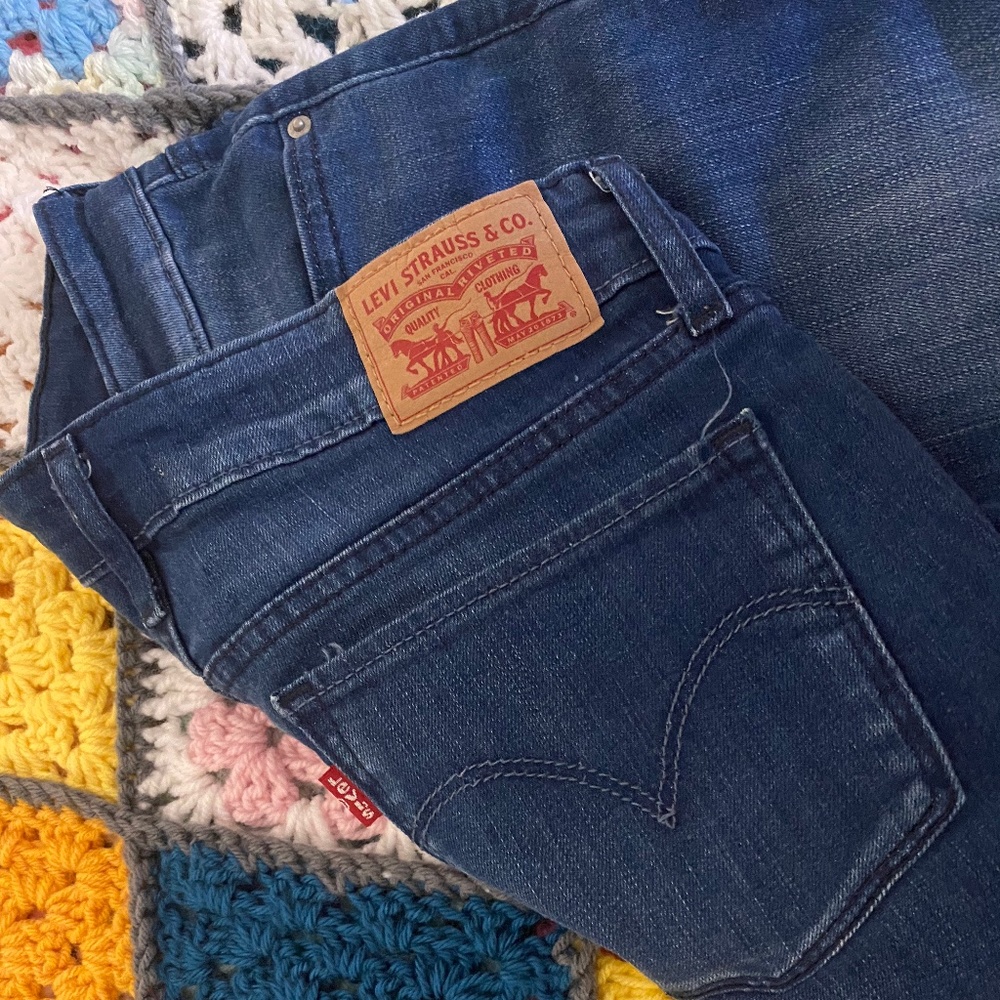 Levi's Dark Blue Jeans